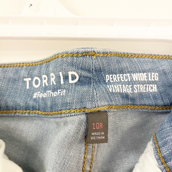 NWT Torrid perfect wide leg vintage stretch Mid Rise jean size 10R raw hem - Picture 5 of 12
